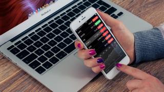 Фючърсите на петрола от сорта брент поевтинява с 0.17%, до 74.41 долара за барел