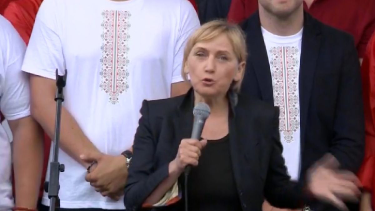 Елена Йончева: Кумгейт е във всяка българска община