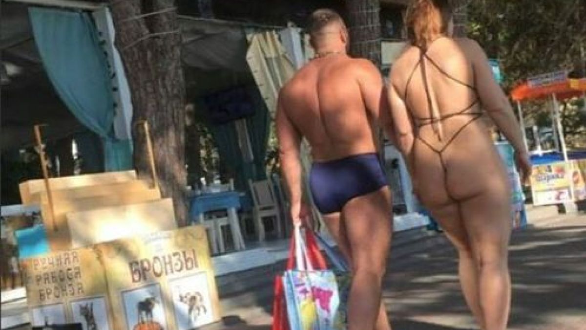 Само в БЛИЦ! Туристите на "Слънчака" се ококориха заради тази гледка (СНИМКА 18+)