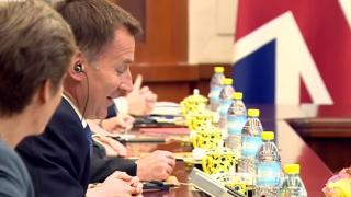 Едва встъпил в длъжност, новият британски външен министър направи скандален гаф (ВИДЕО)