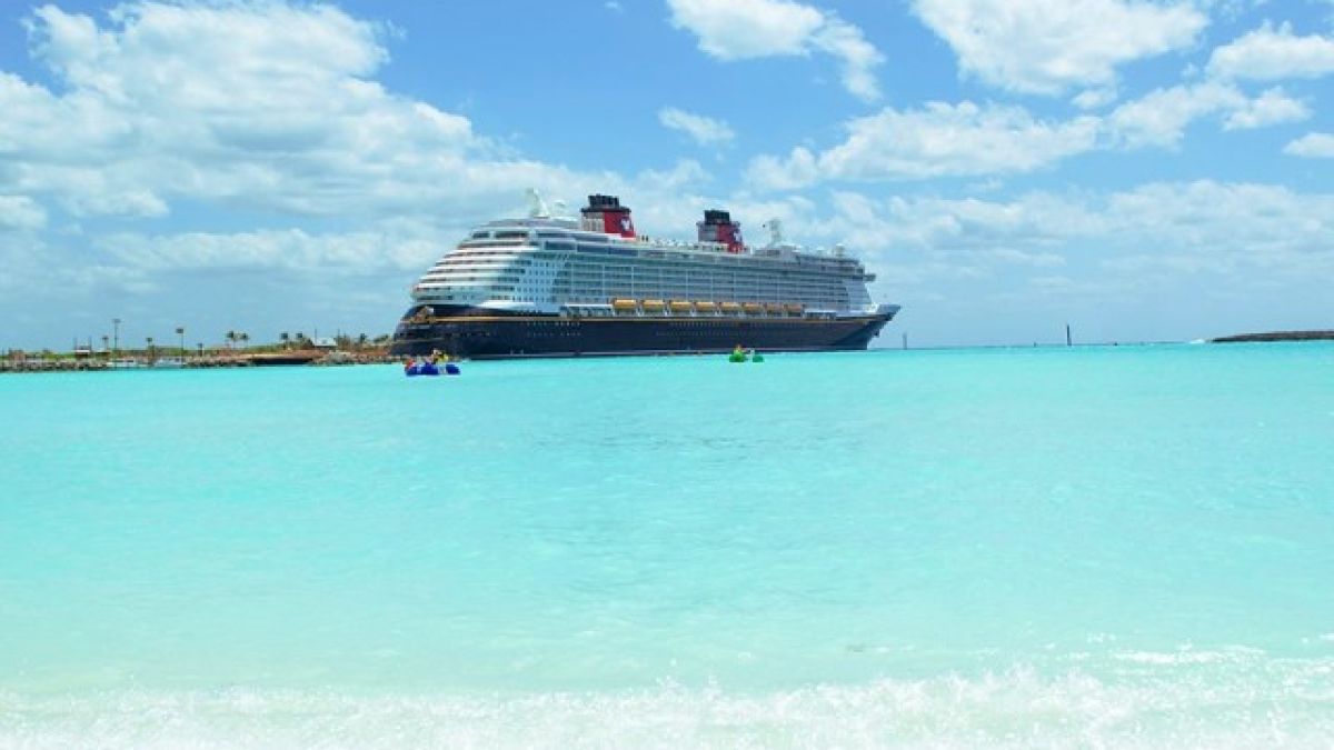 18 интересни факта за частния остров на Disney (УНИКАЛНИ СНИМКИ)
