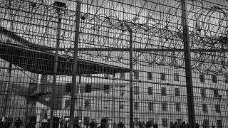 Двама избягали затворници заловиха във Франция, единият е българин