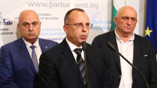 Министър Румен Порожанов подаде оставка, Борисов я прие!