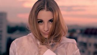 Михаела Маринова си направи пластична операция! Ето как изглежда вече СНИМКА