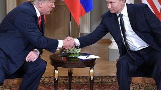 Тръмп, Путин и Мъск цъфнаха в... Пловдив ВИДЕО