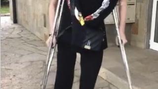 Ето какво се случва с красивата моделка Кристин, потрошена след катастрофата с Дивна (СНИМКИ/ВИДЕО)