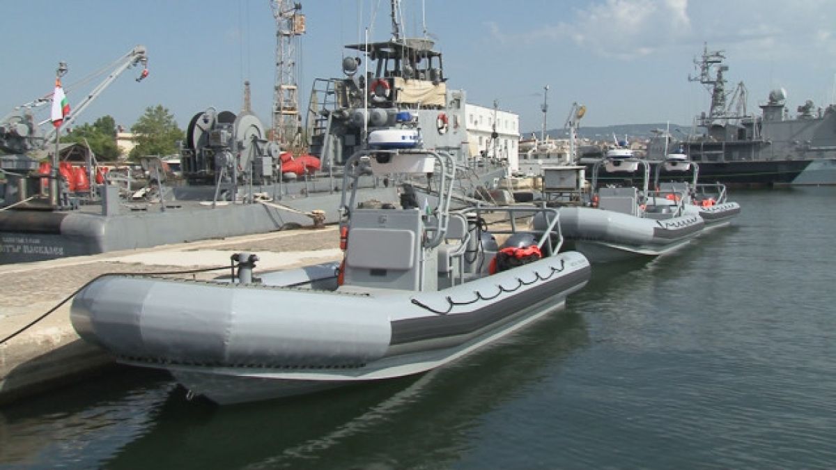 Българските ВМС се оборудваха с бързоходни бойни лодки за 2 млн. долара