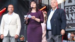 Цвета Караянчева се потопи в магията на джаза в Банско (СНИМКИ)