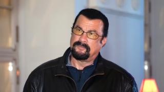 Стивън Сегал започна работа в руското външно министерство