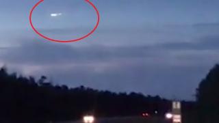Падащ зелен метеорит бе заснет на ВИДЕО, хората помислиха, че ги нападат извънземни