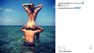 Щерката на Гала скандализира със СНИМКИ (18+)! Полугола възседна приятеля си, а той...