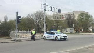 Обезумял мъж устрои истински екшън в Пловдив, побегна по средата на булевард, а полицията след него 