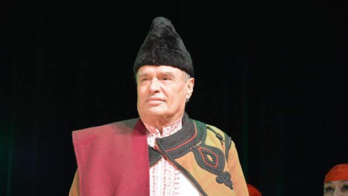 Тъжна вест: Внезапно почина обичаният народен певец Младен Койнаров