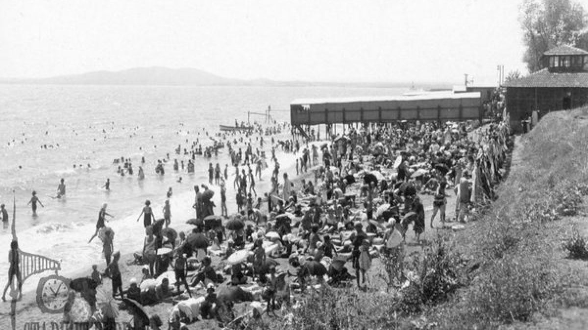 Ето как се е рекламирал Бургас през 1938 година (СНИМКИ)