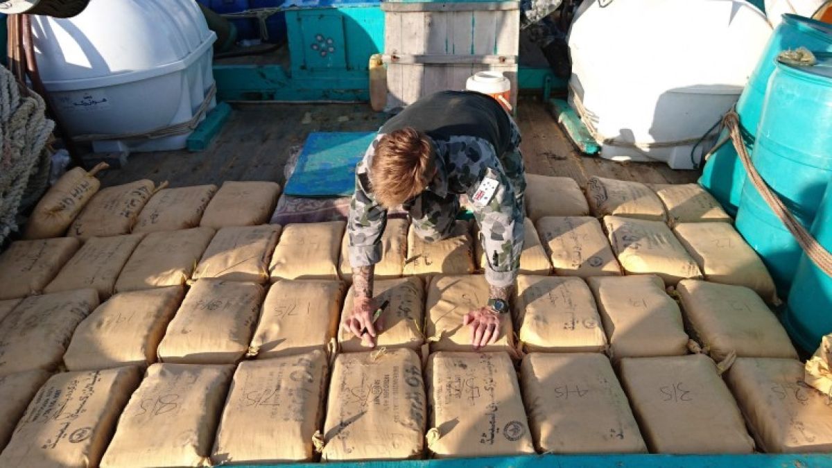 Удариха наркомафията в Италия! Хванаха 20 тона хашиш в Палермо за €200 000 000