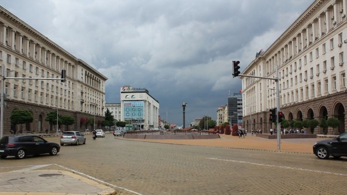 Заплатите на властта пак тръгнаха нагоре 