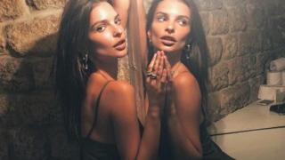 Емили Ратайковски стана за смях заради катастрофален фотошоп