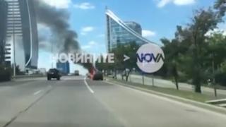 Зрелищно ВИДЕО: Кола гори като факла на "Цариградско шосе"
