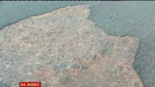 Дупка рекордьор съсипа 6 коли за 10 минути край Костинброд (СНИМКИ/ВИДЕО)