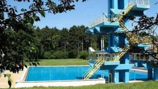 Искат отново да отварят басейн "Мария Луиза" в София