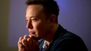 Илон Мъск се поболял от работа и плаче: Това беше най-болезнената, мъчителна и най-тежка година