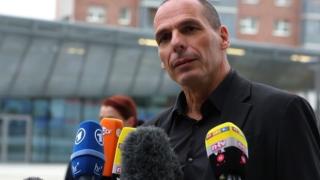 Янис Варуфакис скандално: Алексис Ципрас бе играчка на Ангела Меркел