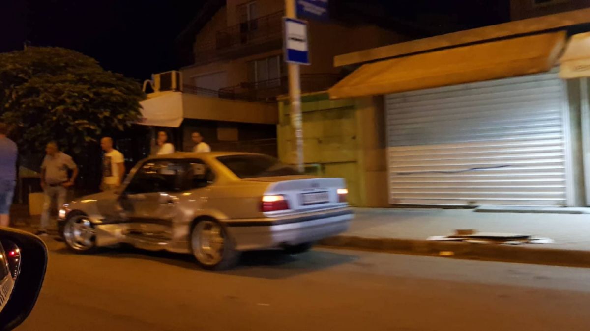 Първо в БЛИЦ! Автомеле между БМВ и Мерцедес в София! (СНИМКИ)
