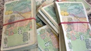 Възрастен габровец изгоря с над 40 бона, помагайки при залавянето на ало измамници 