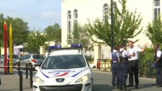 Касапинът крещял "Аллах Акбар!", докато командосите го ликвидирали край Париж