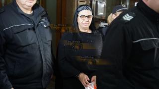 Анита Мейзер ликува: Съд намали присъдите за убийството на мъжа ѝ и подкуп на полицай на 3 години затвор, пожали я и за кръвнината!