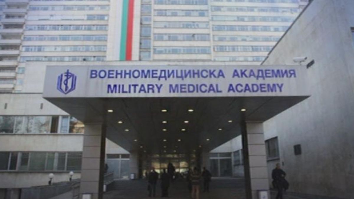 След ада с автобуса-ковчег: 40-годишен мъж бере душа във ВМА
