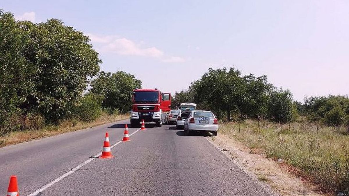 Първи СНИМКИ от ада край Поповица, отнел живота на млади мъж и жена