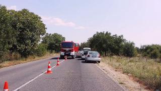 Първи СНИМКИ от ада край Поповица, отнел живота на млади мъж и жена