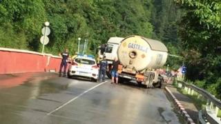 Очевидец на ада до Своге сензационно: Шофьорът на автобуса не е виновен, там течеше река, а мантинелата е скъсана преди повече от месец