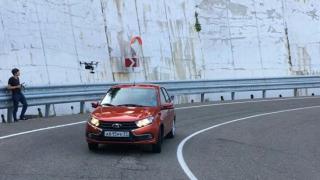 АвтоВАЗ представи новата Лада Гранта, американци я осмяха - това играчка за просяци ли е!?