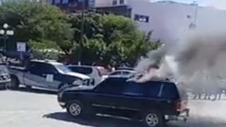 Разгневена тълпа изгори живи похитители на деца на градски площад (СНИМКИ/ВИДЕО 18+)