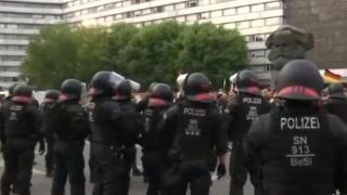 Иракчанин, заподозрян за убийството в Кемниц търсил убежище у нас, в Германия отново ври и кипи 