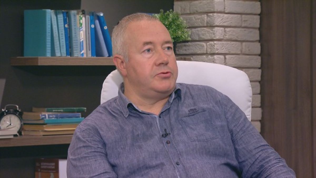 Социалният антрополог Харалан Александров обясни докога хората ще се млатят като обезумели по улиците 
