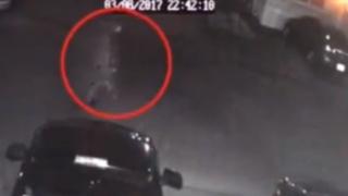 Човек се разтвори във въздуха! Семейство гледа ужасено (ВИДЕО)