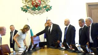 Борисов и министрите му ще нищят десетки важни теми