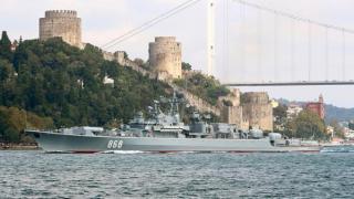 Турция вдига таксите за преминаване през Босфора и Дарданелите