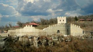 Археолози почват уникални разкопки на историческия хълм Трапезица в Търново