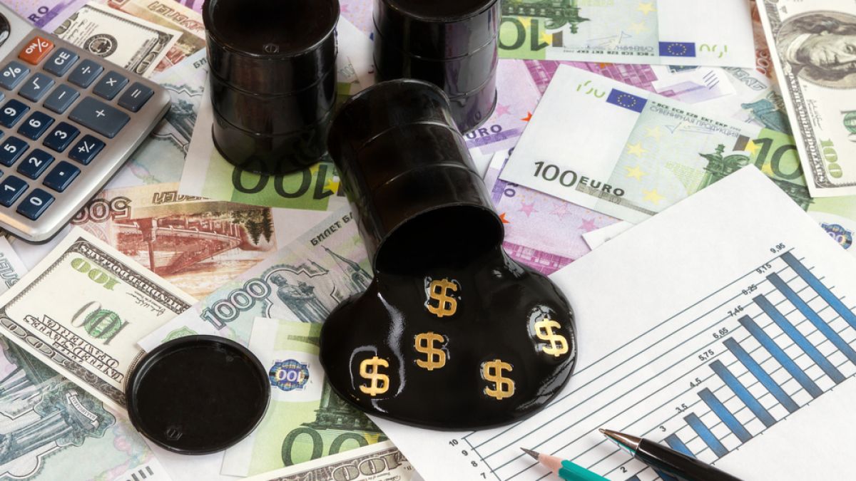 Саудитска Арабия иска задържане на цените на петрола между 70 и 80 долара за барел