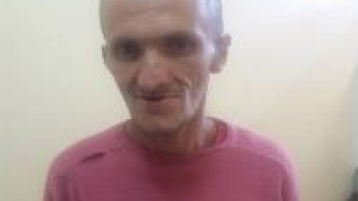 Откриха мъж в безпомощно състояние, полицията търси близките му (СНИМКА)