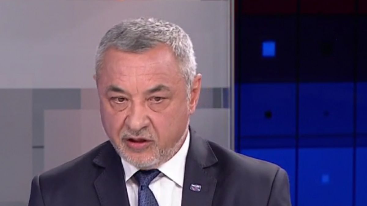 Валери Симеонов с гореща позиция за министерските оставки и катастрофата край Своге