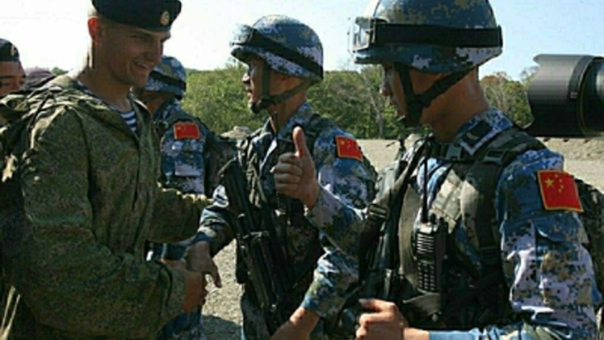 АФП: Репетиция за война! НАТО осъди остро гигантските руски военни маневри "Восток-2018" с участието на китайски войски (СНИМКИ/ВИДЕО)