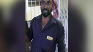 Мъж отряза главата на жена си и я занесе на тепсия на полицаите