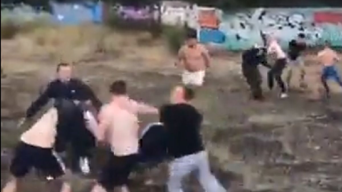 Безсмислен и жесток бой на английски футболни фенове бе заснет на ВИДЕО