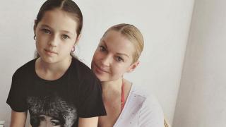 Мрежата възмутена от вулгарен танц на 12-годишната дъщеря на Анастасия Волочкова (ВИДЕО)