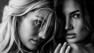 Много горещо! Вижте СНИМКИ 18+ на напълно голите ангели на Victoria’s Secret